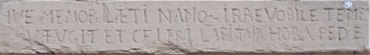 Ochsenburg Eppinger Str. 11: Inschrift Memento mori, 2014